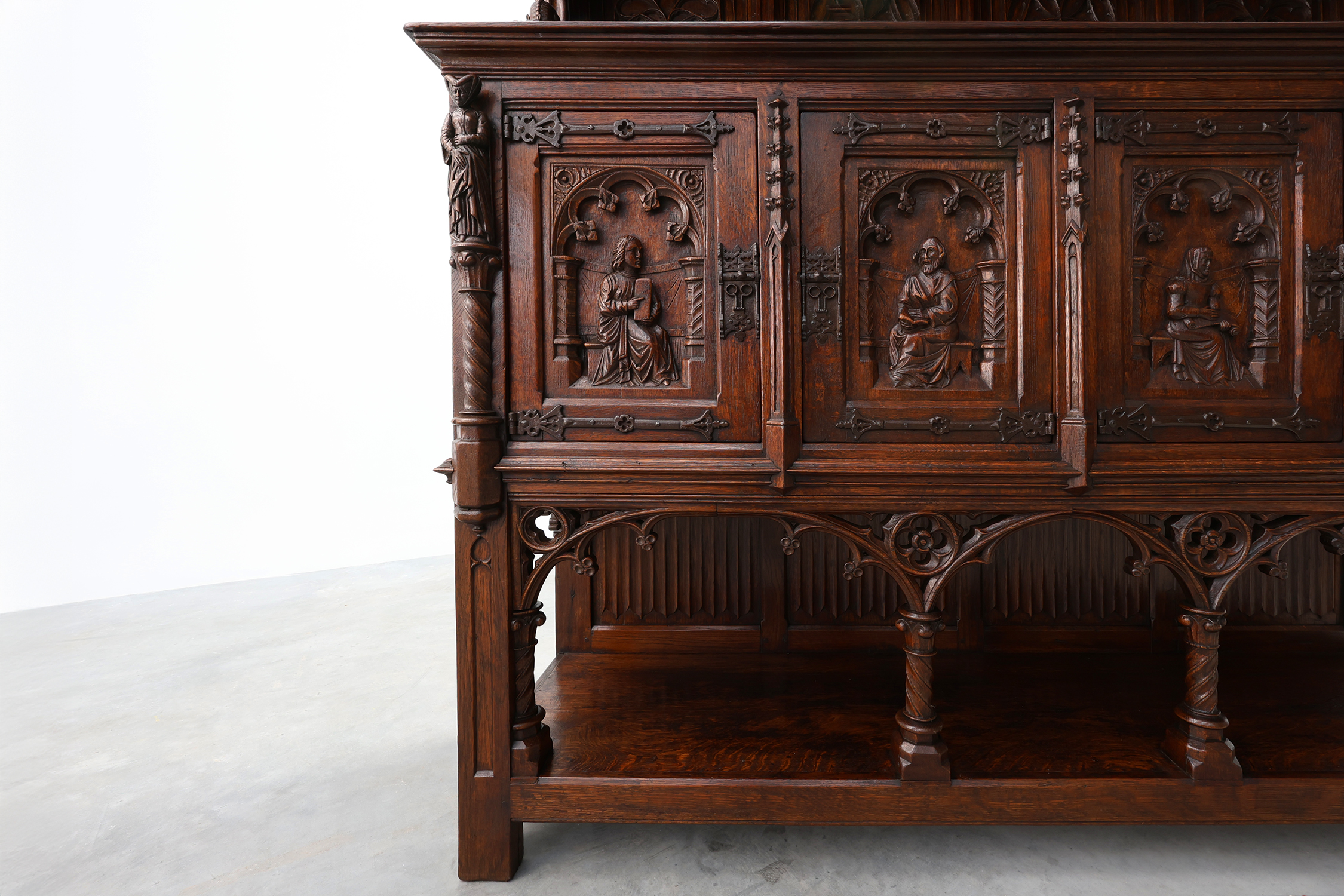 Rare large early 19th century hand carved Neo-Gothic cupboard in oakthumbnail
